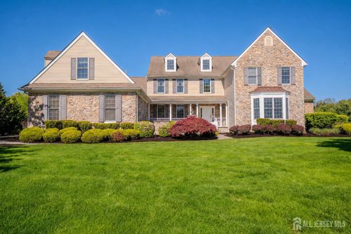 2 Linwood Dr, Monroe, NJ, 08831-3789 | Card Image