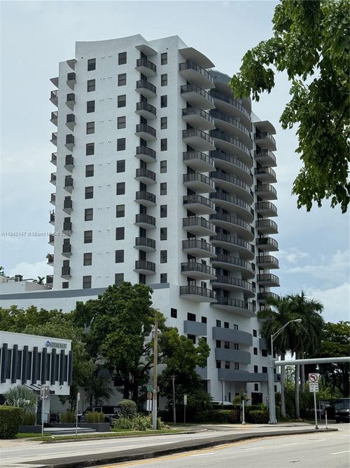 apt-503-2301 Sw 27th Ave, Miami, FL, 33145-3672 | Card Image