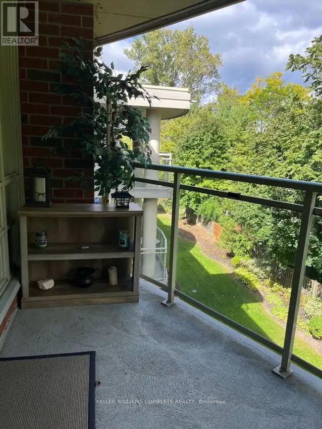 PH15 - 125 Wilson Street, Condo with 2 bedrooms, 2 bathrooms and 1 parking in Hamilton (Ancaster) ON | Image 9