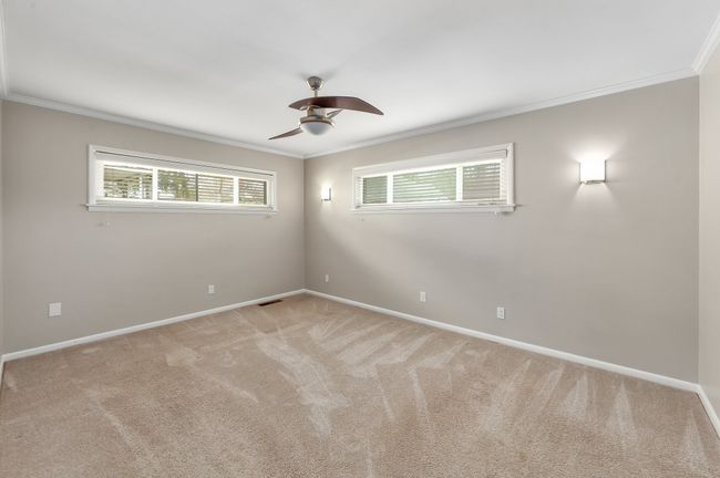 596 Russell Rd, House other with 3 bedrooms, 2 bathrooms and 3 parking in Jackson TN | Image 12