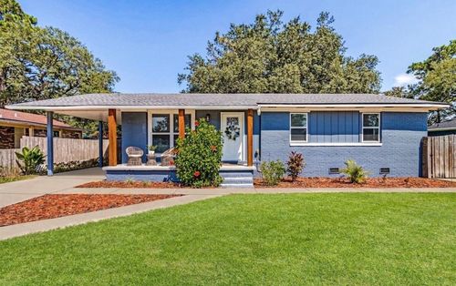 924 Division St, Fernandina Beach, FL, 32034-3527 | Card Image