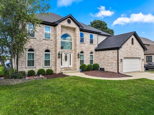 1063 Parkview Cir, Carol Stream, IL, 60188-4838 | Card Image