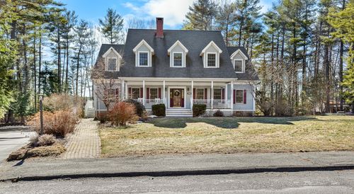 121 Clover Lane, Brewer, ME, 04412 | Card Image