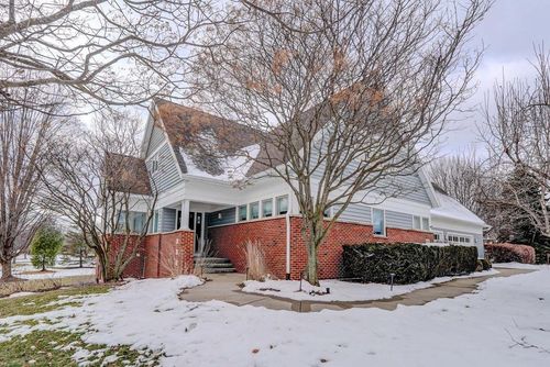 5596 Surrey Ln, WESTPORT, WI, 53597-8705 | Card Image