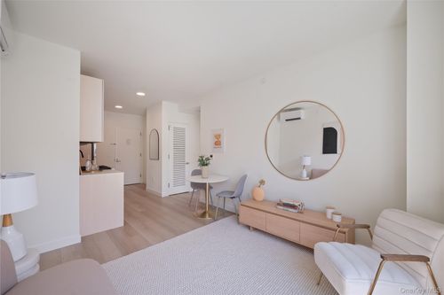 apt-103-15310 88th Ave, Jamaica, NY, 11432-6401 | Card Image