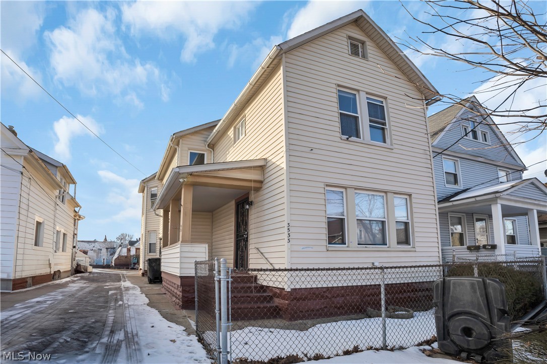 Residential Income in Cleveland