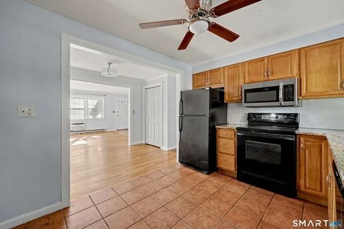 420-420 Robin Ct, Cheshire, CT, 06410-2426 | Card Image