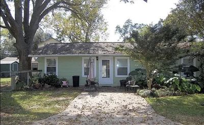 106 Hudgins Street, House other with 3 bedrooms, 2 bathrooms and null parking in Smithville TX | Image 1