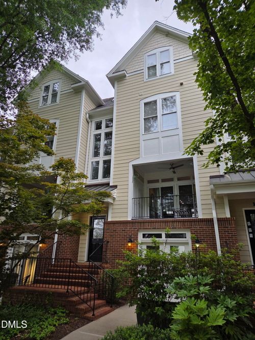 102-1130 Parkridge Ln, Raleigh, NC, 27605-3258 | Card Image