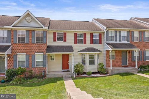 211 Country Ridge Dr, RED LION, PA, 17356-8866 | Card Image