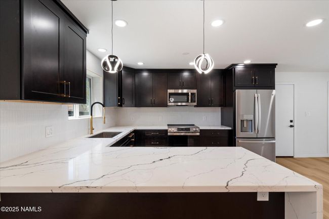 2210 E Everett Dr, House other with 4 bedrooms, 3 bathrooms and null parking in Phoenix AZ | Image 13