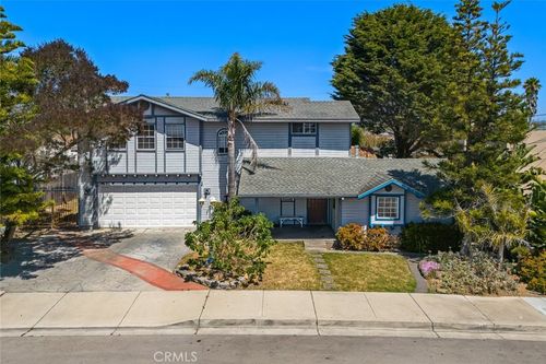 639 S 7th St, Grover Beach, CA, 93433-2625 | Card Image