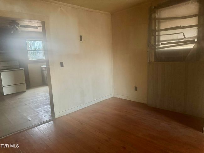 138 Berry Ridge Rd, House other with 2 bedrooms, 1 bathrooms and null parking in Jonesborough TN | Image 7