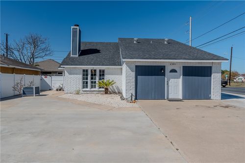 2301 Vialoux Dr, Corpus Christi, TX, 78418-5431 | Card Image