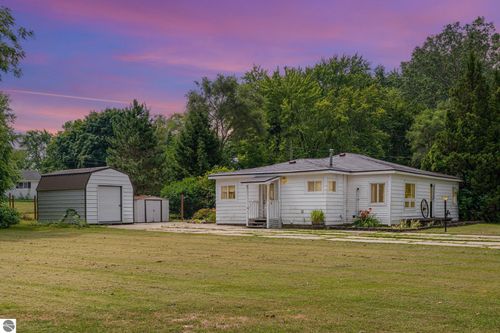235 Riverside Dr, Alma, MI, 48801-2315 | Card Image