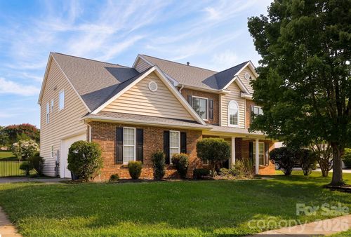 11018 Royal Colony Dr, Waxhaw, NC, 28173-6783 | Card Image