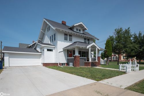 1003 2nd Ave, Vinton, IA, 52349-1731 | Card Image