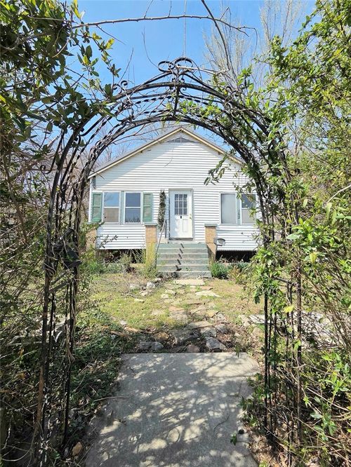 402 S Cherry Street, Harrison, AR, 72601 | Card Image
