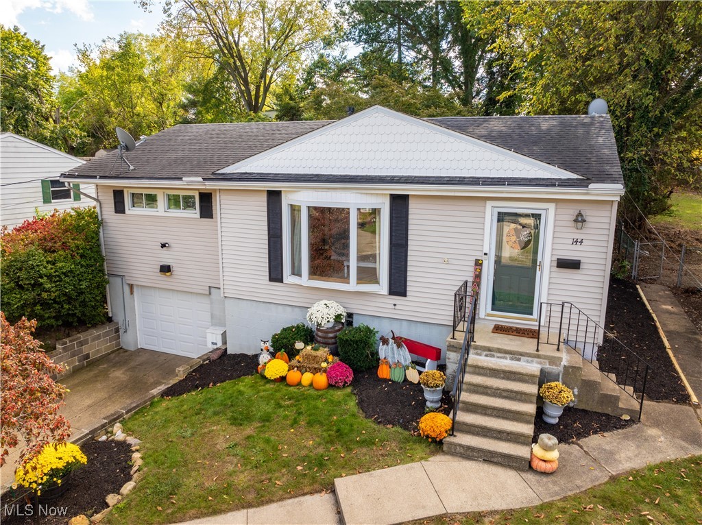 Ralston Ave, Akron, OH 44301