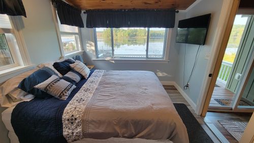 153 Lakeshore Dr, Gilmanton, NH, 03237-5019 | Card Image