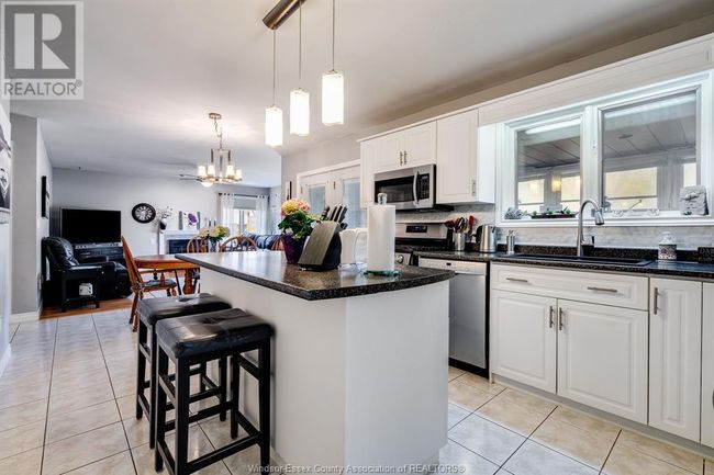 811 Rivait Dr, House other with 3 bedrooms, 3 bathrooms and null parking in Tilbury ON | Image 6