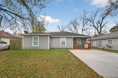 2510 Windsor Ln, Pasadena, TX, 77506-3953 | Card Image