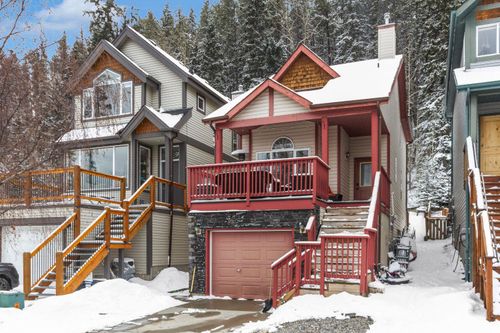 931 Wilson Way, Canmore, AB, T1W2Y9 | Card Image