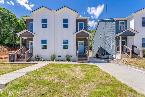 3425 Garden Dr, Knoxville, TN, 37918-3323 | Card Image