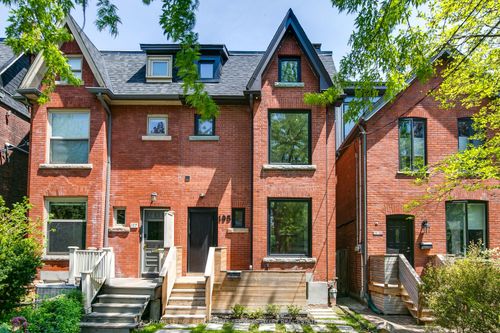 195 Albany Ave, Toronto, ON, M5R3C7 | Card Image