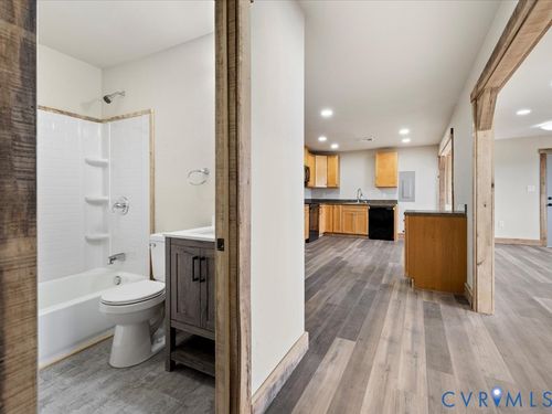 1979 Cumberland Rd, Farmville, VA, 23901-4232 | Card Image