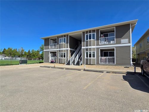 26-485 1st Ave Nw, Weyburn, SK, S4H1T1 | Card Image