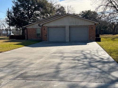 7309 S Railroad Avenue, Hitchcock, TX, 77563 | Card Image
