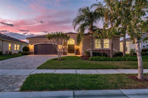 2752 Coco Palm Cir, WESLEY CHAPEL, FL, 33543-4003 | Card Image