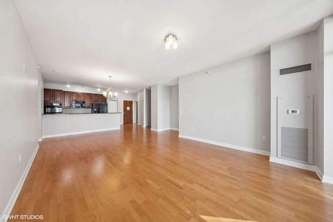APT-1902 - 233 E 13 Th St, Condo with 2 bedrooms, 2 bathrooms and 2 parking in Chicago IL | Image 6