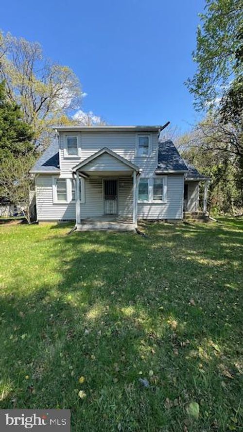 5517 Deer Pond Ln, Suitland, MD, 20746-4403 | Card Image