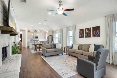 12645 Viewpoint Ln, Burleson, TX, 76028-7071 | Card Image