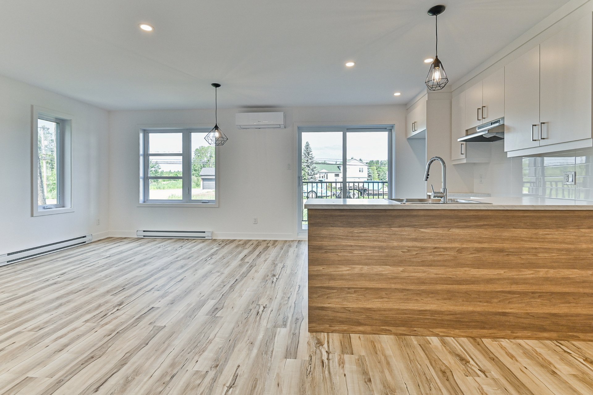 Residential Lease in Saint-Lin/Laurentides 4