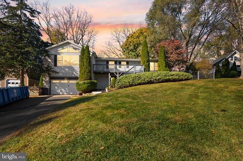 97 W Kanawha Dr, RISING SUN, MD, 21911-1220 | Card Image