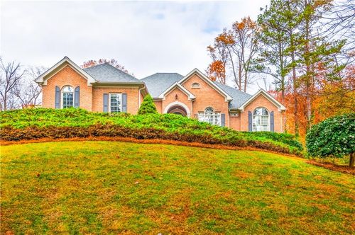 4924 Hugh Howell Rd, Stone Mountain, GA, 30087-1142 | Card Image