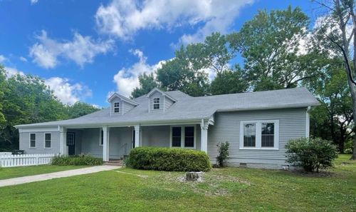 65 Janie Catherine Ave, Holly Springs, MS, 38635-7015 | Card Image