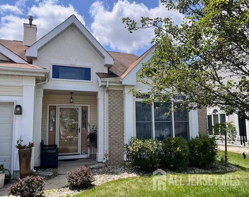 14 Wellington Pl, Monroe, NJ, 08831-2688 | Card Image