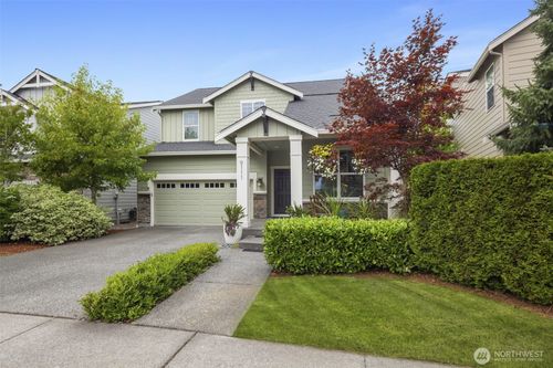 9111 Ash Ave Se, Snoqualmie, WA, 98065-5081 | Card Image