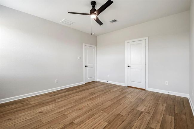 15683 Honey Cove Dr, House other with 4 bedrooms, 2 bathrooms and 2 parking in Conroe TX | Image 11