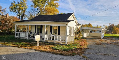 9117 Main St, Taylorsville, IN, 47280-7750 | Card Image