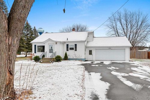 13068 Velp Avenue, SUAMICO, WI, 54313 | Card Image