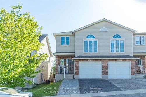 655A Royal Fern St, Waterloo, ON, N2V2P6 | Card Image