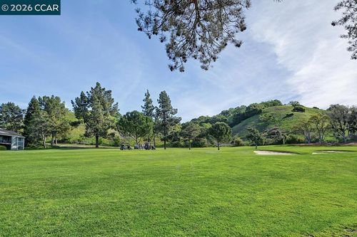apt-4-3210 Rossmoor Pkwy, Walnut Creek, CA, 94595-3840 | Card Image