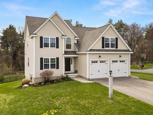 12 Poplar Hill Cir, Merrimac, MA, 01860-1552 | Card Image