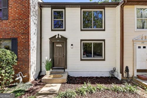 284 Roswell Commons Circle, Roswell, GA, 30076 | Card Image