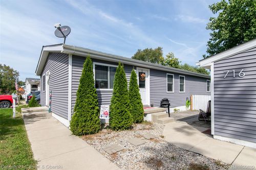 716 Ternes Rd, Tecumseh, MI, 49286-1031 | Card Image